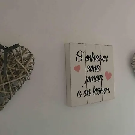 Cosy ,dinant, Abbaye De Maredsous Appartement Anhée